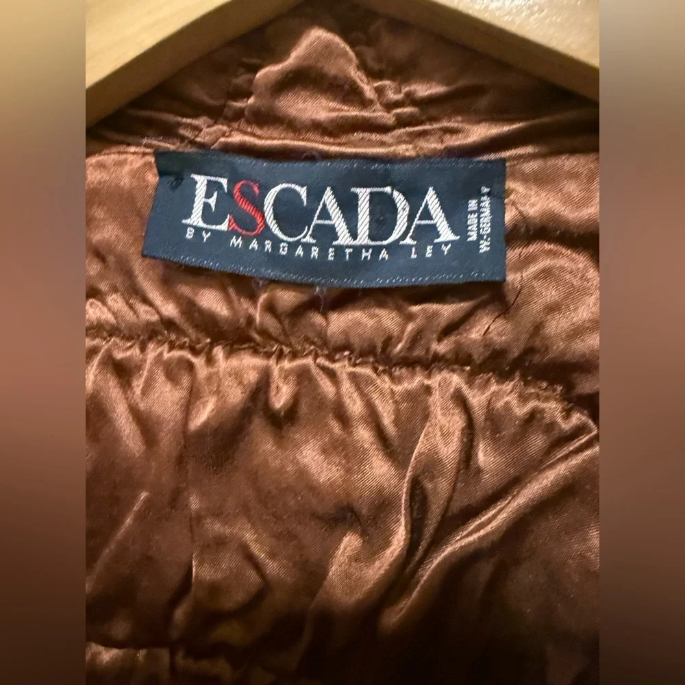 Escada Vintage Brown Knit Mohair Wool Ribbed Hem Cardigan Made In Germany Sz 40